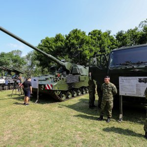 Izložba vojne opreme i naoružanja Hrvatske vojske na Jarunu