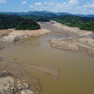 Lokvarsko jezero