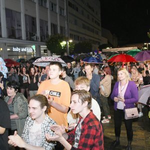 Psihomodo Pop održali nastup u Sisku