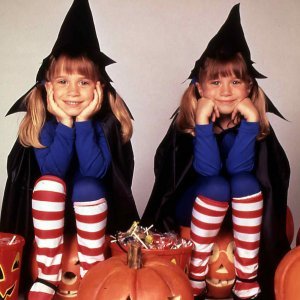 Mary-Kate i Ashley Olsen (1994.)