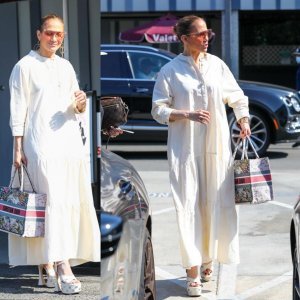 Jennifer Lopez