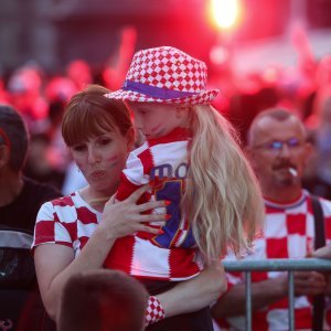 Navijači na Trgu bana Jelačića
