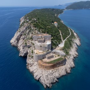 Punta Oštro, poluotok Prevlaka