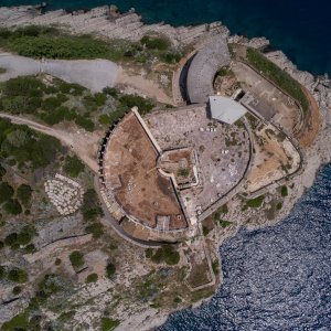 Punta Oštro, poluotok Prevlaka