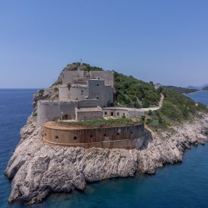 Punta Oštro, poluotok Prevlaka