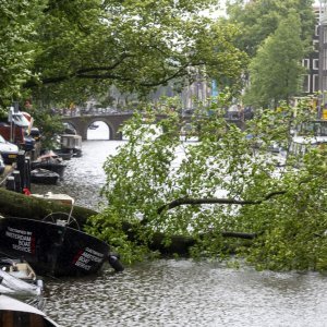 Oluja u Nizozemskoj