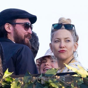 Kate Hudson na koncertu Brucea Springsteena