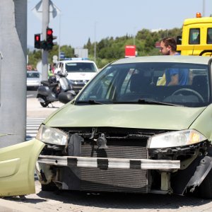 Sudar dvaju automobila u Šibeniku