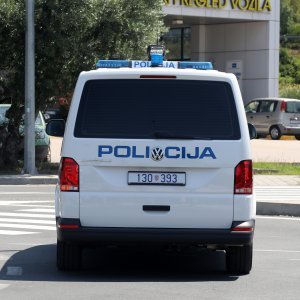 Sudar dvaju automobila u Šibeniku