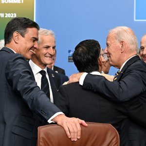 Pedro Sanchez, Jonas Gahr Store, Joe Biden