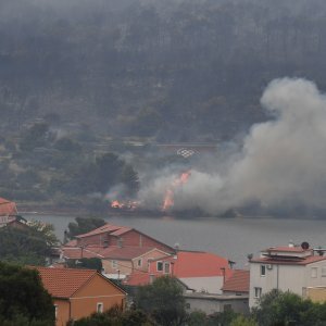 Veliki požar kod Grebaštice