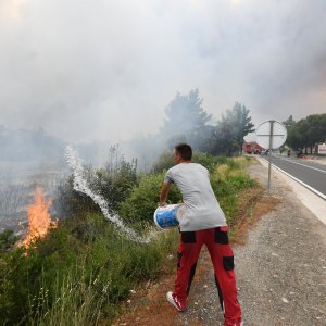 Veliki požar kod Grebaštice