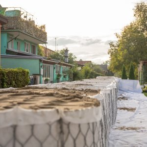 Boks barijere u vikend naselju Karašica