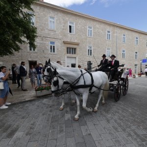 Predsjednik Milanović stigao na 308. Sinjsku alku