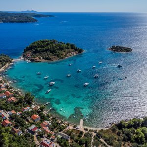 Drevna cesta kod Korčule