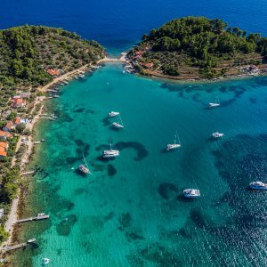 Drevna cesta kod Korčule