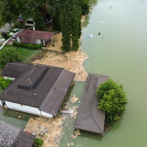 Đelekovec: Pogled iz zraka na posljedice poplave na jezeru Šoderica