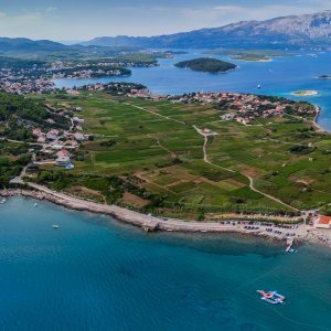 Plaža Vela Pržina na Korčuli