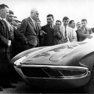 Ferruccio Lamborghini predstavlja 350 GTV