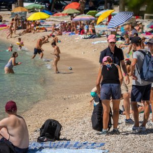 Gužva na plažama u Splitu