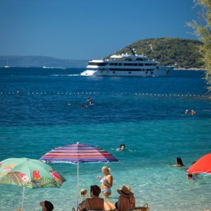 Gužva na plažama u Splitu