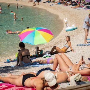 Gužva na plažama u Splitu