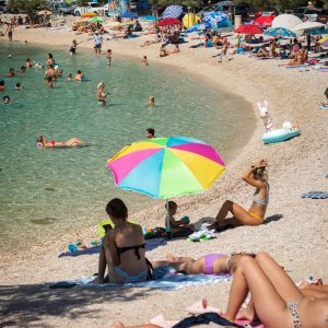 Gužva na plažama u Splitu