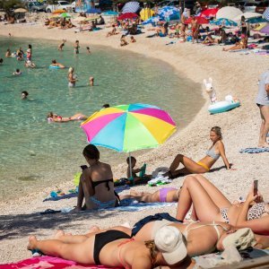 Gužva na plažama u Splitu