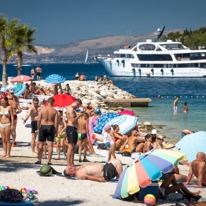 Gužva na plažama u Splitu