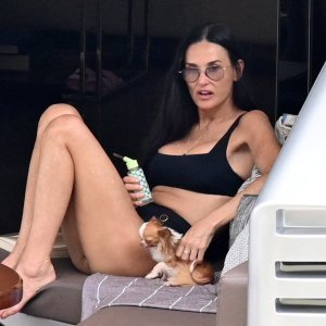 Demi Moore na odmoru u Grčkoj