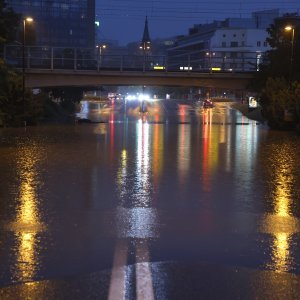 Poplavljen podvožnjak u Ljubljani