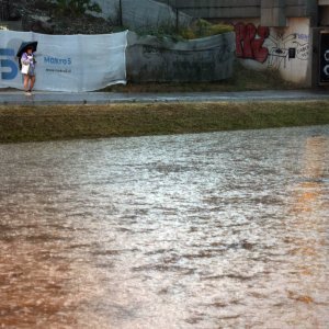 Poplavljen podvožnjak u Ljubljani