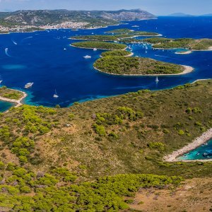 Uvala Vinogradišće na Paklenim otocima