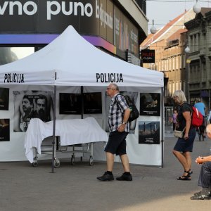 Policija traži uklanjanje promotivnog šatora filma Smrt djevojčice sa žigicama