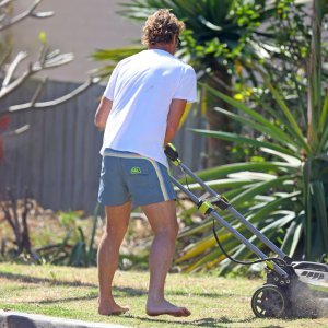 Simon Baker