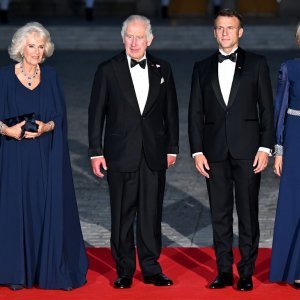 Kralj Charles III i Camilla & Emmanuel Macron i Brigitte Macron