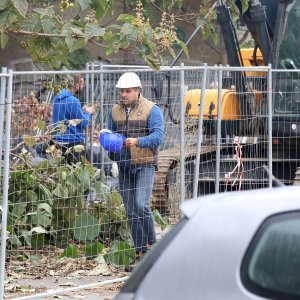 Rušenje zgrade u Paromlinskoj