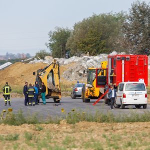 Tvornica Drava International jutro nakon požara