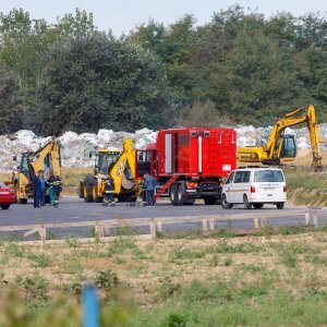 Tvornica Drava International jutro nakon požara