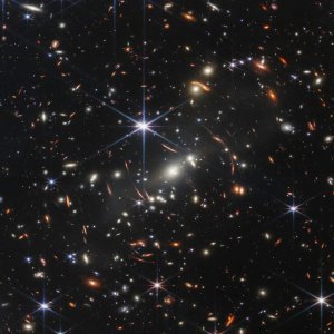 Deep field snimljen Jamesom Webbom