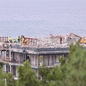 Bageri na najvišoj etaži gradilišta hotela Marjan