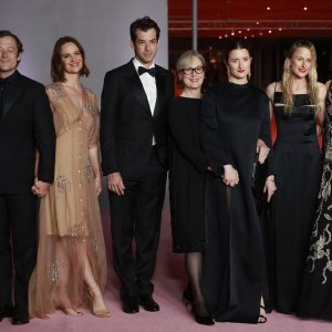 Meryl Streep s obitelji: kćer Grace Gummer i suprug Mark Ronson, Mamie Gummer, Louise Jacobson, sin Henry Wolfe i supruga Tamryn Storm Hawker