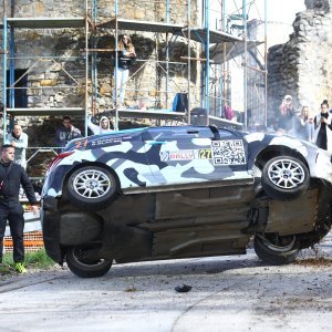 Prevrtanje automobila na utrci Cro Race