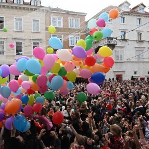 Rani doček Nove godine na splitskog Pjaci