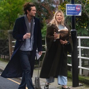 Sienna Miller, Oli Green