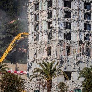 Nastavak rušenja hotela Marjan u Splitu