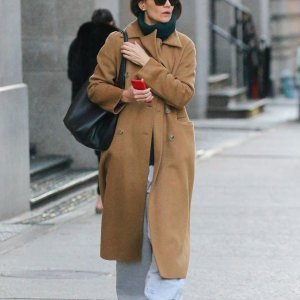 Katie Holmes