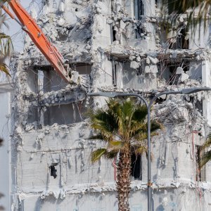 Rušenje hotela Marjan u Splitu