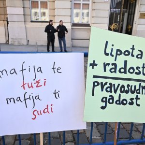 Transparenti na prosvjedu