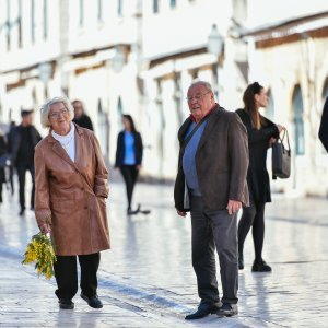 Nedjeljna špica na Stradunu